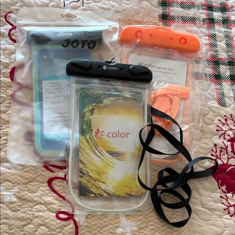 Set of 3 Waterproof Pouches for Phone and Valuables